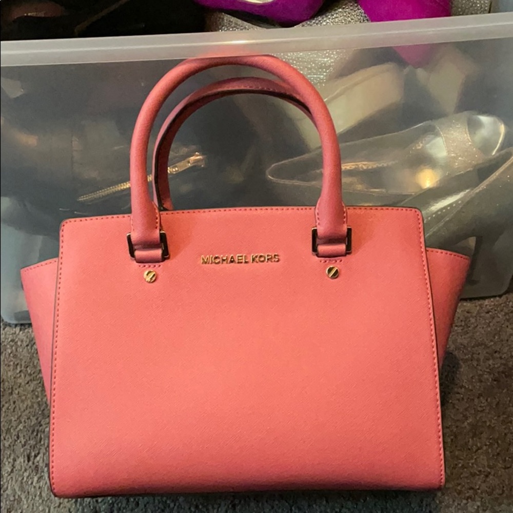 MK pocketbook